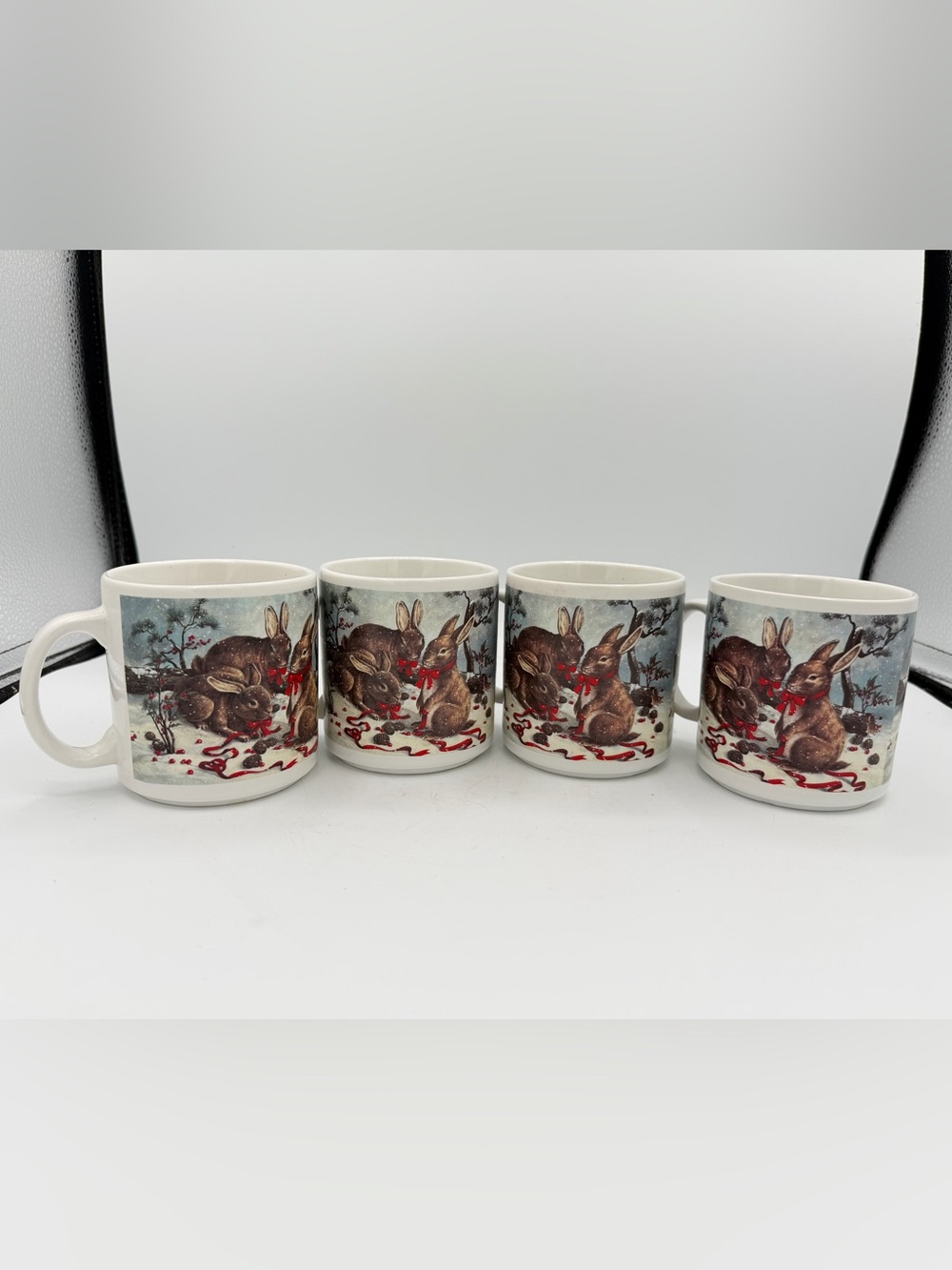 Set of 4 Vintage Winter Rabbits Coffee Mugs Taiwan Christmas Bunny Cups 10 Oz - Picture 4 of 9